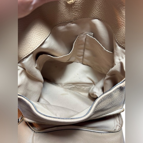 Coach Madison Phoebe Shoulder Tote - Picture 4 of 16